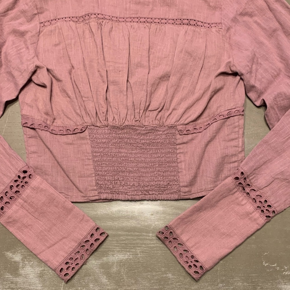 Free People NWT purple long sleeve short cropped small shirt - Picture 5 of 9